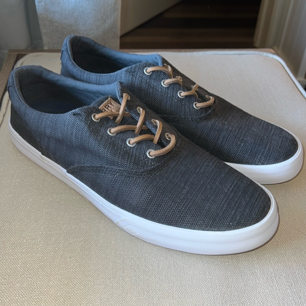 Sperry Top-Slider